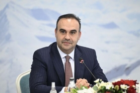 bakan-kacir-gencler-kutup-arastirmalarinda-aktif-rol-ustlenecek-3nKbvYSZ.jpg