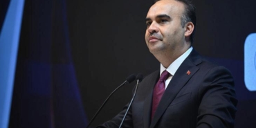 bakan-kacirdan-hirvatistandaki-ucak-kazasinda-sehit-olan-pilot-icin-bassagligi-mesaji-HyJldCPe.jpg
