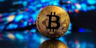 bitcoin-resmen-cakildi-hazirandan-bu-yana-ilk-kez-bu-seviyeyi-goruyor-8EILIVRS.jpg
