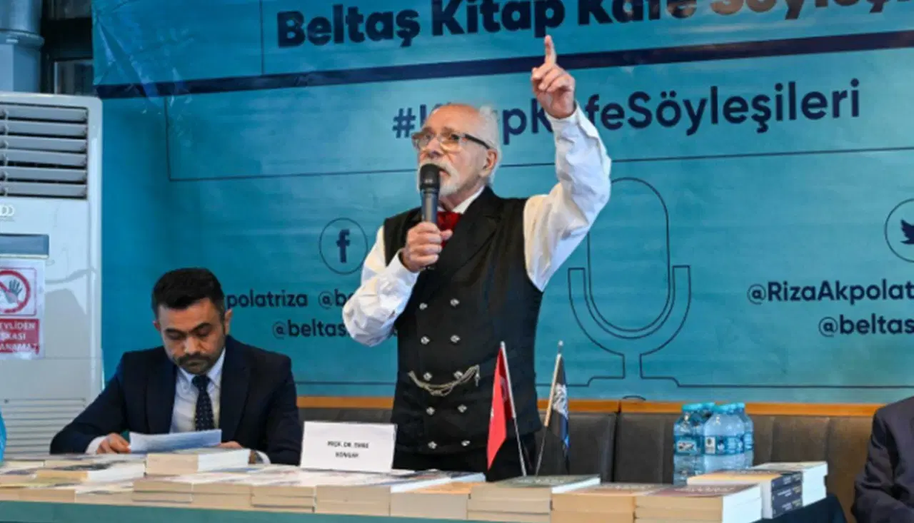 Cumhuriyet Yazarı Prof. Dr. Emre Kongar’ın Beltaş Kitap Kafe’de Okurlarıyla Buluşması: Edebiyat ve Toplumsal Düşünceyle Derinleşen Anlar