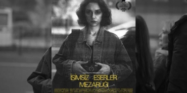dunya-promiyeri-tallinn-film-festivalinde-gerceklesen-isimsiz-eserler-mezarligi-sanatin-unutulmaz-sesi-mtuWdVT2.jpg