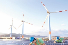 gunes-ve-ruzg-rda-kapasite-artiyor-yenilenebilir-enerjide-yeni-donem-YyYWtveV.jpg