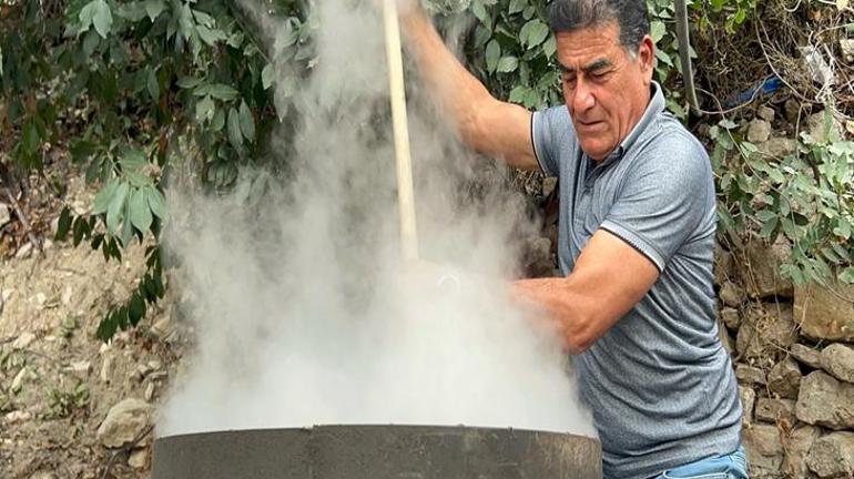 Hasat Başladı: Yoğun Taleple Karşılanan Litre Başına 1.000 TL Fiyatıyla Satışta