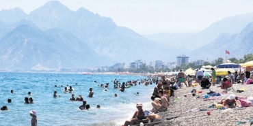 hedefe-geri-sayim-turizmde-tum-zamanlarin-rekorunu-ziyaretciler-icin-anlatan-bir-yol-haritasi-bEI43MVL.jpg
