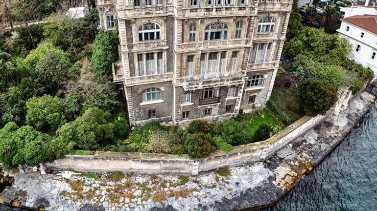 İstanbul Boğazı’nın En İhtişamlı Binâsı Satışa Çıkarıldı