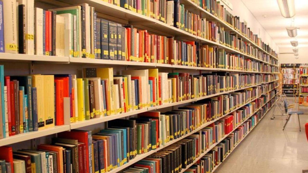 muratpasada-oykunun-en-iyileri-yazarlarin-sessiz-gucuyle-sahnelenen-anlatilar-WgVKjPsm.jpg