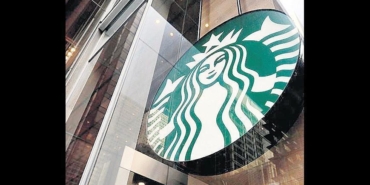 starbucksta-dev-grev-calisanlar-yukselen-taleplerle-sokaklara-cikiyor-rO5RDtdV.jpg