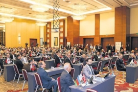 turk-sanayicisinin-hedefleri-baku-ile-buyuyor-global-yolculuk-basliyor-jZHdCFql.jpg