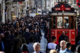 turkiyenin-nufusu-belli-oldu-guncel-verilerle-yeni-tahminler-ve-analizler-Vcq7wfU8.jpg