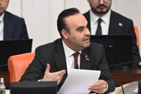 aselsandan-410-milyon-dolarlik-tarihi-imza-bakan-kacirdan-milletimizle-daha-buyuk-bir-mujdelerini-paylasacagi-soz-gumZFRXh.jpg