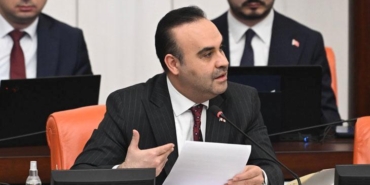 aselsandan-410-milyon-dolarlik-tarihi-imza-bakan-kacirdan-milletimizle-daha-buyuk-bir-mujdelerini-paylasacagi-soz-gumZFRXh.jpg