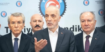 asgari-ucret-toplantisi-oncesi-isciler-temkinli-fXR6vd1Y.jpg