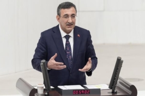 cumhurbaskani-yardimcisi-yilmaz-2026-butce-gorusmelerinde-soru-ve-elestirileri-yanitladi-1aRBXjnQ.jpg