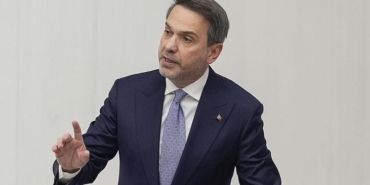 elektrikte-kurulu-gucunun-ucte-biri-ruzg-r-ve-gunesten-yenilenebilir-enerjide-yeni-donem-wb7dxbFp.jpg