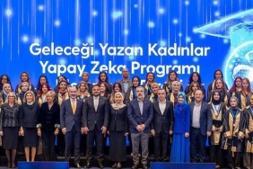 gelecegi-yazan-kadinlar-yapay-zeka-projesi-mezunlarini-verdi-interaktif-bir-donum-noktasi-lTV4Hhat.jpg