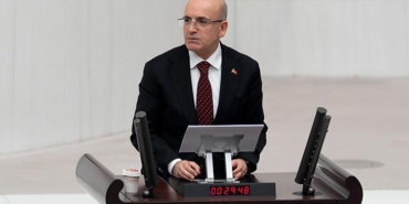 hazine-ve-maliye-bakani-mehmet-simsek-enflasyon-2026da-dusmeye-devam-edecek-LlJi1Ed6.jpg