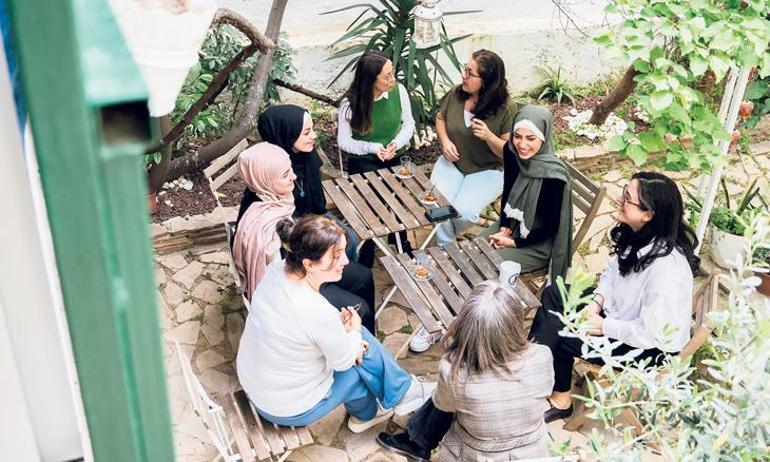 Kadın Dayanışmasıyla Fark Yaratan Net Favori: Dayanışmanın Gücüyle Değişim