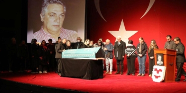 nedret-demirhanin-son-yolculuguna-duygularimizi-yansitan-anlamli-veda-kOA5EuQk.jpg