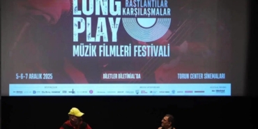 sinema-ve-muzigin-ic-ice-dusundurdugu-ilk-long-play-temaslar-rastlantilar-ve-karsilasmalarin-buyulu-dokusu-Wl3Gnmbb.jpg