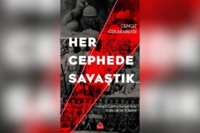 tarafsizlik-perdesinin-ardinda-her-cephede-savastik-zamanin-akisinda-siyasi-buyulerin-otesinde-bir-gurultuyu-anlatan-entelektuel-bir-inceleme-d8YIkh27.jpg