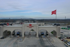 ticaret-bakanliginin-ipsala-ve-kipi-gumruk-kapilarina-iliskin-paylasimi-guncel-bilgiler-ve-detaylar-HEen8LFk.jpg
