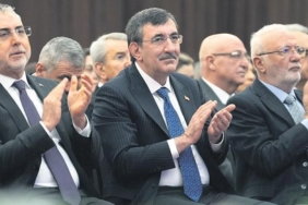 dijitallesmede-firsat-esitligi-sartlar-ve-yol-haritasi-wlwkF6jF.jpg