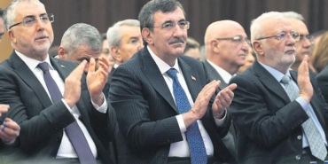 dijitallesmede-firsat-esitligi-sartlar-ve-yol-haritasi-wlwkF6jF.jpg