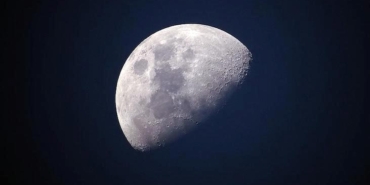 insanin-goremedigi-ay-yuzeyini-kesfe-cikan-artemis-2-astronotlari-siradisi-bir-kesif-yolculugu-76lQSpR8.jpg