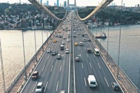 plakalarda-yeni-donem-trafik-etigi-ve-verimlilik-icin-yenilikci-uygulamalar-shzMmIpY.jpg