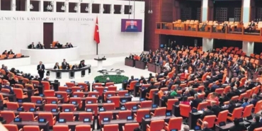 web-sayfasinda-yayin-icin-benzersiz-baslik-en-dusuk-emekli-maasi-duzenlemesi-ve-etkileri-W69jWpGY.jpg
