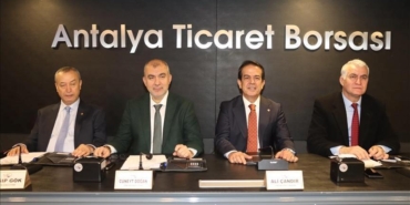 antalyadan-70-milyon-dolarlik-yas-meyve-ve-sebze-ihracati-yeni-rekorlar-ve-pazar-stratejileri-O3lt8LRG.jpg