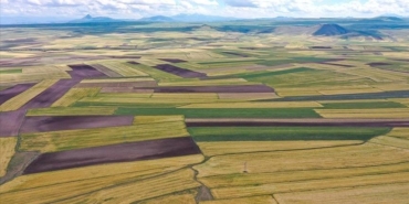 arsa-ve-tarla-satislari-2025te-16-milyonu-asti-piyasa-dinamikleri-ve-yatirim-firsatlari-Xlawzig9.jpg