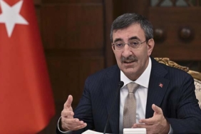 cumhurbaskani-yardimcisi-cevdet-yilmaz-enflasyon-yeni-seviyelerde-stabil-kalacak-sert-ataklar-yok-PKpTLKnf.jpg
