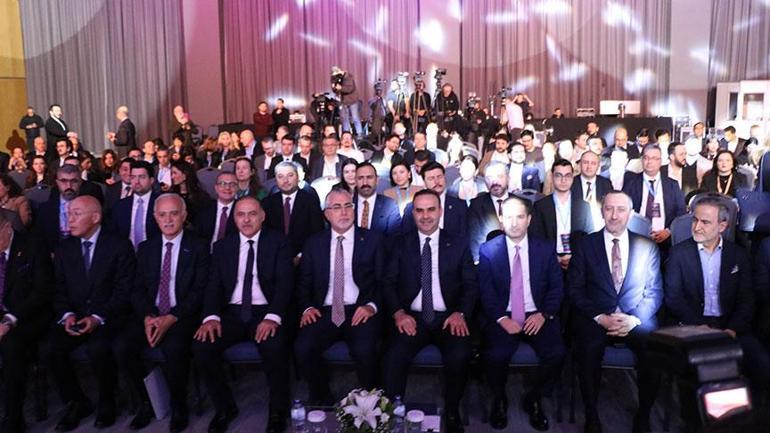 Geleceğin Teknolojileri: Generation Next Zirvesi’nde Konuşulan Görkemli Anlar ve Şimşek Hızında Yenilikler
