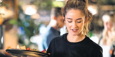ingiliz-restoran-gelenegi-yavasca-sona-eriyor-geleneksel-lezzetler-yeni-zamanlarda-parliyor-V6NuQuKU.jpg