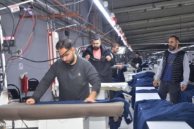 isci-olarak-basladigi-tekstil-sektorunde-fabrika-kurdu-11-ulkeye-urun-gonderiyor-TwBMwxGf.jpg