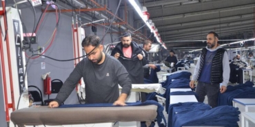 isci-olarak-basladigi-tekstil-sektorunde-fabrika-kurdu-11-ulkeye-urun-gonderiyor-TwBMwxGf.jpg