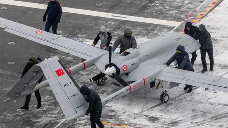 Savaş Uçakları Uçamadı: Bayraktar TB3 SİHA’sı Kusursuz Gösteriyle Düşündürdü