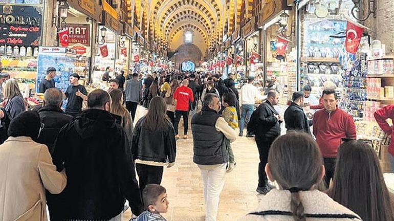 Vatandaş Ramazan Tezgahını Pahalı Buldu: Fiyatlar Ramazan Şaşkını Yaratıyor