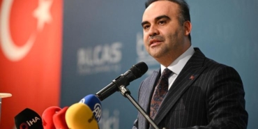 bakan-kacir-mill-teknoloji-hamlesinin-akincilari-genc-arkadaslarimizi-her-zaman-destekleyecek-mnCrAV33.jpg