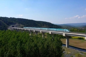 bakan-uraloglu-110-milyon-yolcu-yht-ile-seyahat-etti-sl4BRXuC.jpg