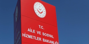 bakanliktan-4-bin-500-lira-bayram-destegi-iddialarina-yalanlama-VkuMWIDd.jpg