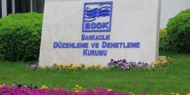 bddk-iki-yatirim-bankasinin-kurulus-iznini-iptal-etti-turkiye-finans-sektorunde-sok-gelisme-4LLxIHdj.jpg