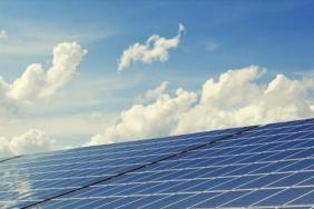 elektrik-uretiminde-gunesin-gucu-641-kat-artisla-zirveye-tasiniyor-lmP8d8Gv.jpg