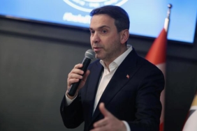 enerji-ve-tabii-kaynaklar-bakani-bayraktar-kanadada-yeni-isbirlikleri-ve-stratejiler-5WARACqz.jpg