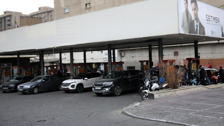 İran’da Akaryakıt Krizi: Benzin Kotasının Düşürülmesi ve İstasyonların Kilitlenmesi