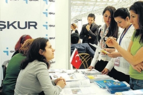 iskura-aylik-146-bin-is-ilaniyla-is-arayanlari-bekleyen-buyuk-firsat-XF4nyLwv.jpg