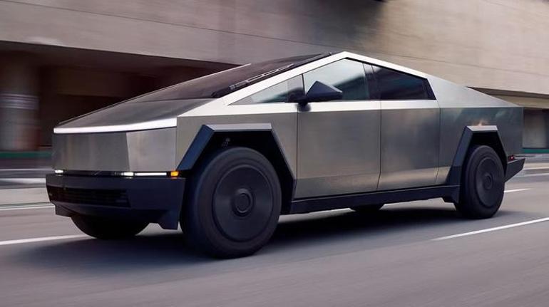 Kazada Hayatta Kalan Cybertruck Sahibinin Elon Musk’a 1 Milyon Dolarlık Dava Duyurusu: Şoke Eden Anlar