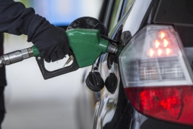 petrolde-alarm-zili-brent-114-dolari-asti-piyasalar-savasla-sarsildi-wbDu8lGQ.jpg