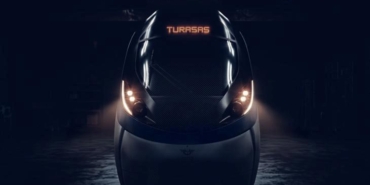 turkiyenin-ilk-hizli-treninin-raylara-inisi-yerli-uretimin-yeni-zirvesi-zuWU52gW.jpg